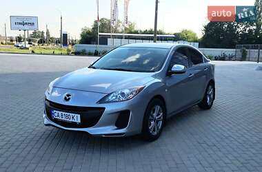 Седан Mazda 3 2012 в Черкасах