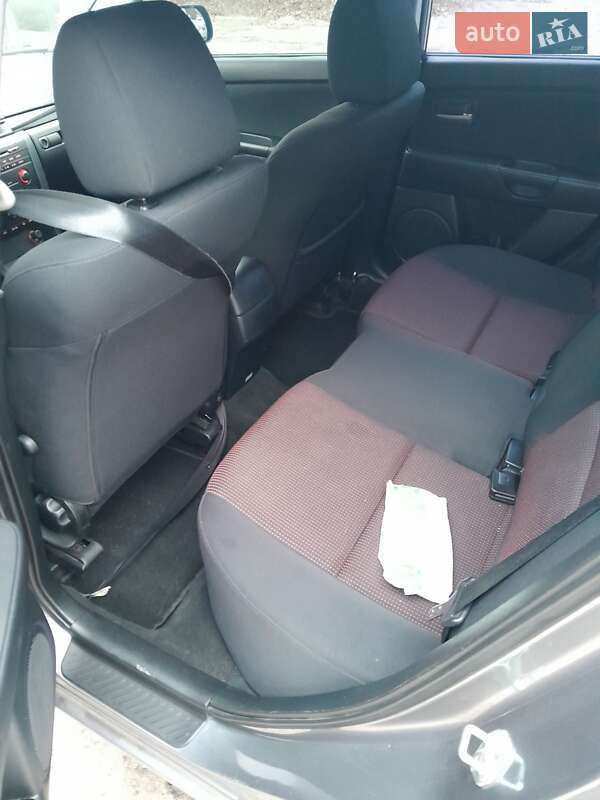 Хэтчбек Mazda 3 2005 в Харькове