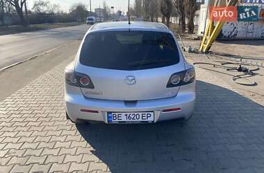 Хэтчбек Mazda 3 2007 в 