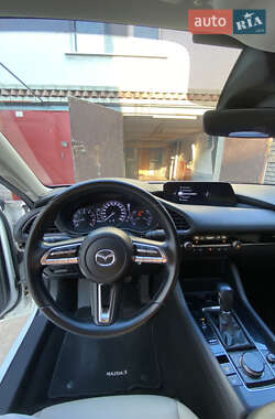 Седан Mazda 3 2018 в 