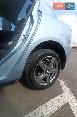 Седан Mazda 3 2009 в 