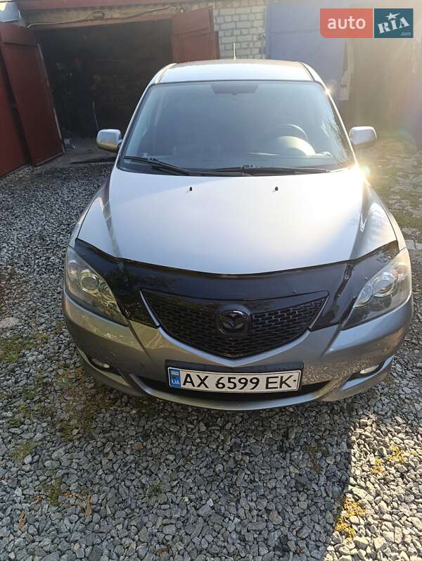 Хэтчбек Mazda 3 2005 в Первомайске