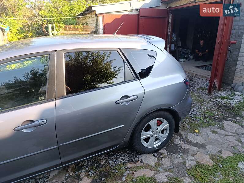 Хэтчбек Mazda 3 2005 в Первомайске