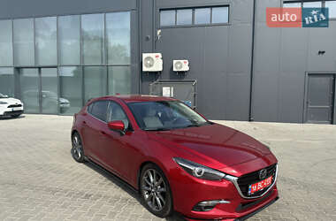 Хэтчбек Mazda 3 2017 в 