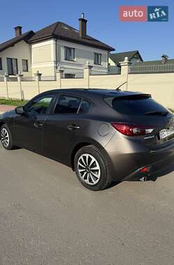 Хэтчбек Mazda 3 2014 в 