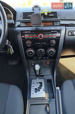 Седан Mazda 3 2008 в 