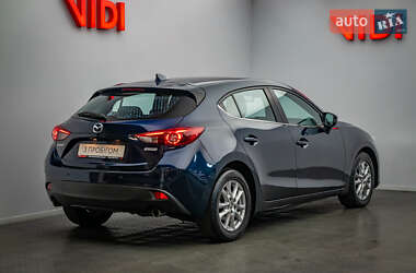 Хэтчбек Mazda 3 2016 в 