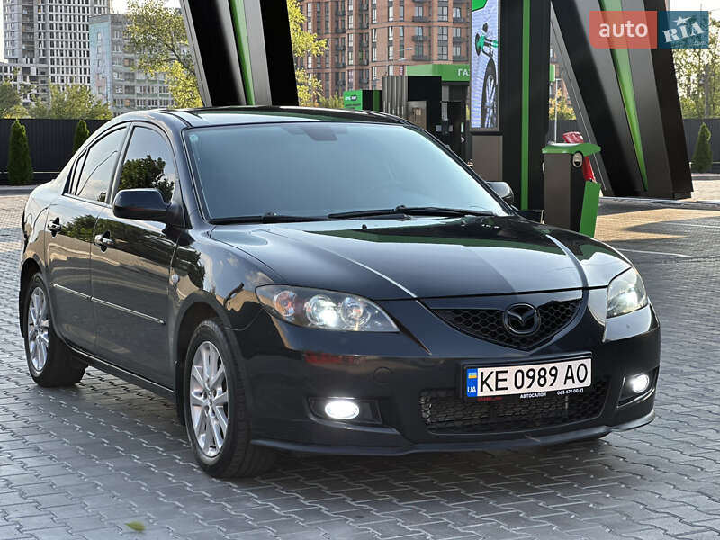 Седан Mazda 3 2009 в Днепре