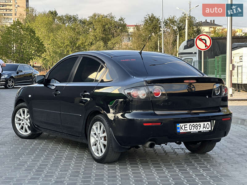 Седан Mazda 3 2009 в Днепре