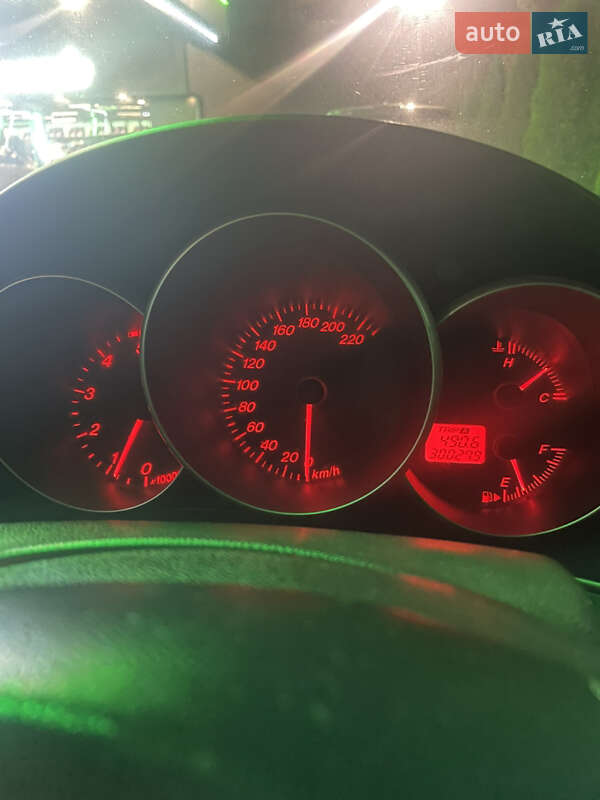 Хетчбек Mazda 3 2005 в Хмельницькому