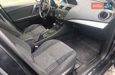 Седан Mazda 3 2012 в 