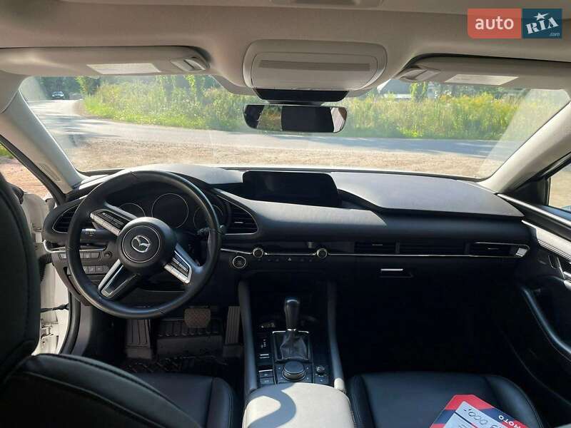 Седан Mazda 3 2021 в Киеве