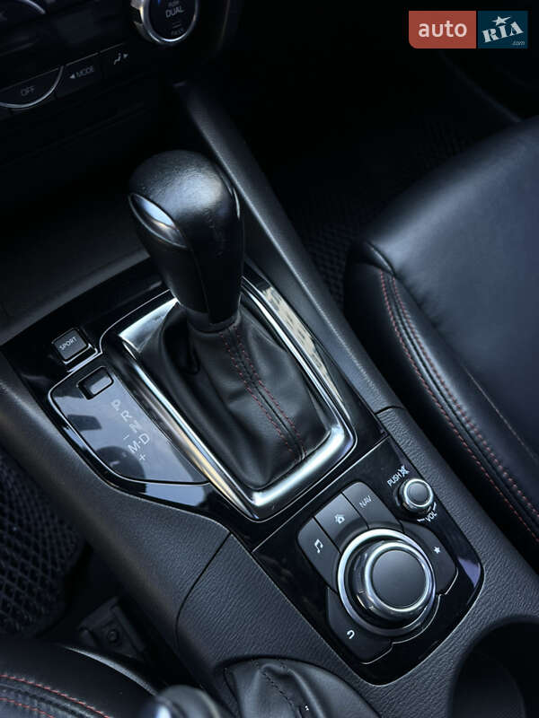 Хэтчбек Mazda 3 2014 в Киеве