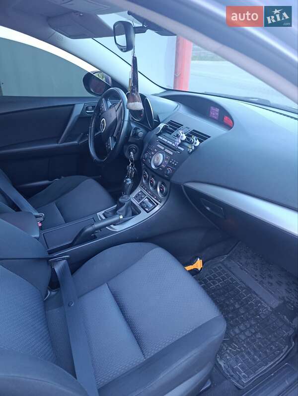 Хэтчбек Mazda 3 2009 в Кременце