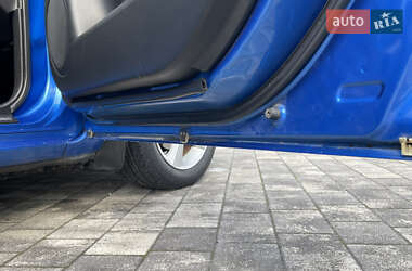 Хэтчбек Mazda 3 2005 в 