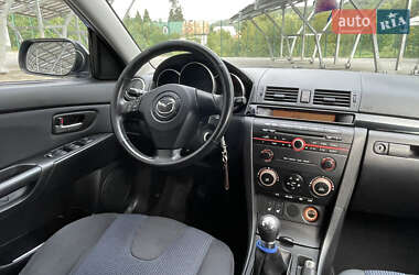Хэтчбек Mazda 3 2005 в 