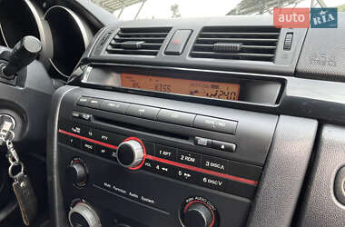 Хэтчбек Mazda 3 2005 в 