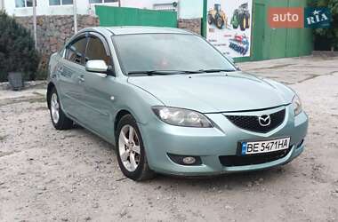 Седан Mazda 3 2004 в Новому Бузі