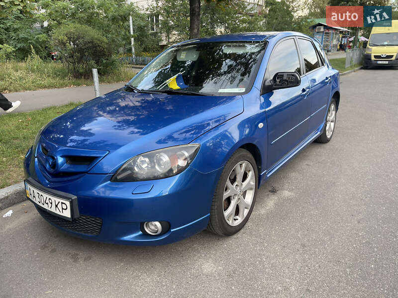 Хэтчбек Mazda 3 2003 в Киеве