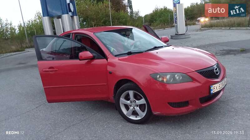 Седан Mazda 3 2005 в Изяславе
