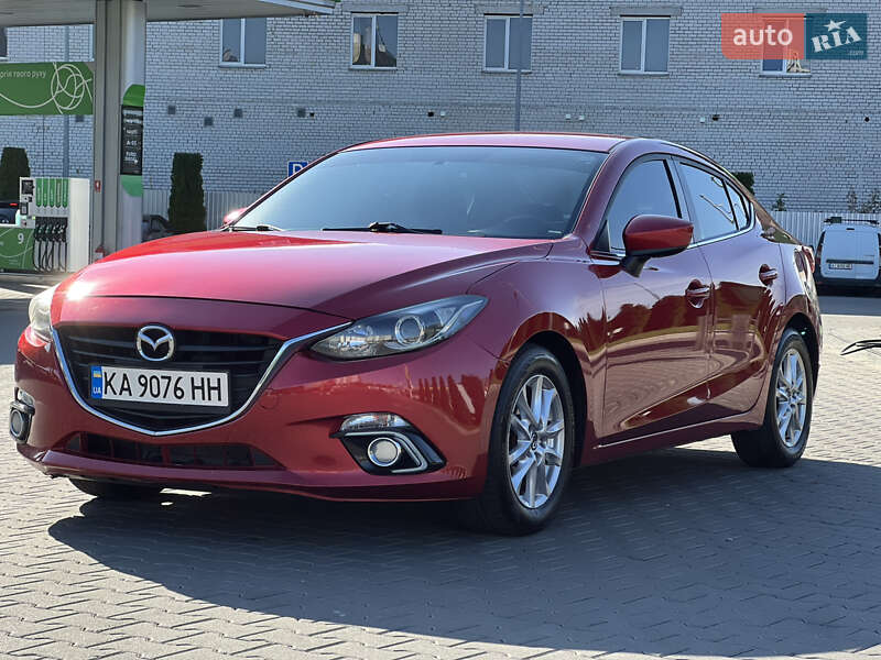 Седан Mazda 3 2014 в 