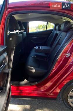 Седан Mazda 3 2023 в 
