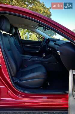 Седан Mazda 3 2023 в 