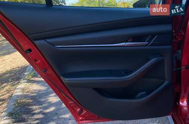 Седан Mazda 3 2023 в 