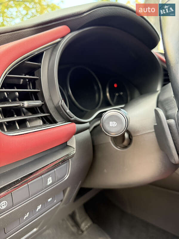 Хэтчбек Mazda 3 2020 в Сумах