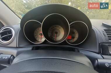 Седан Mazda 3 2006 в Дніпрі