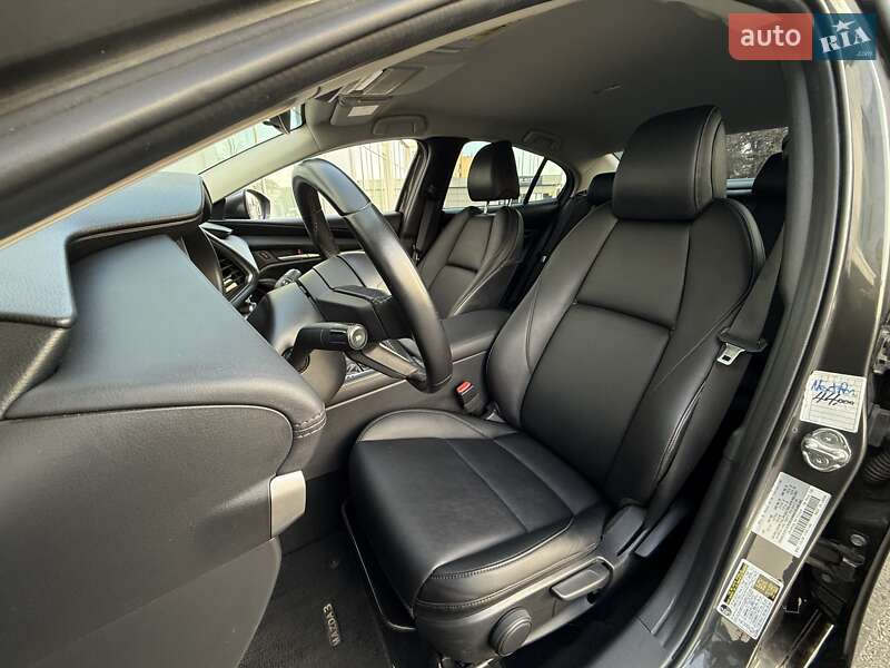Седан Mazda 3 2021 в Киеве