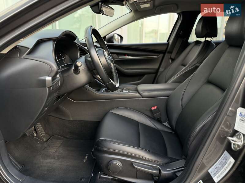 Седан Mazda 3 2021 в Киеве
