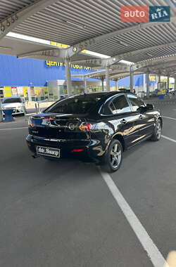 Седан Mazda 3 2005 в 