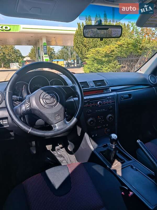 Хэтчбек Mazda 3 2003 в Одессе