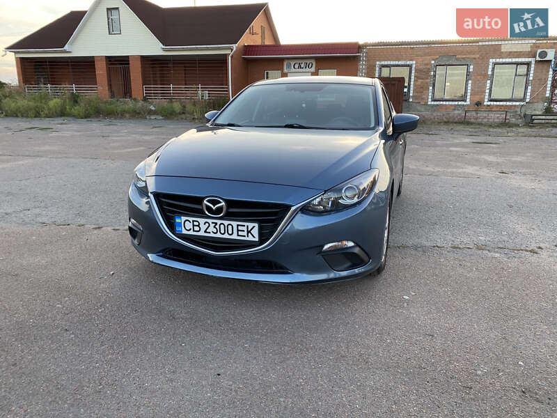 Хэтчбек Mazda 3 2016 в Прилуках