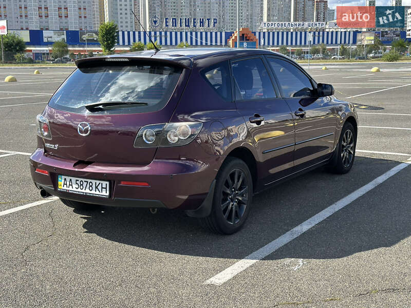 Хэтчбек Mazda 3 2007 в Киеве