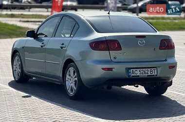 Седан Mazda 3 2003 в 