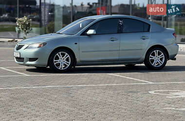 Седан Mazda 3 2003 в 