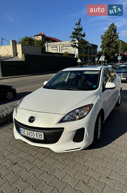 Седан Mazda 3 2012 в Чернівцях