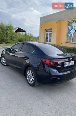 Седан Mazda 3 2015 в 