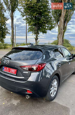 Хэтчбек Mazda 3 2014 в 
