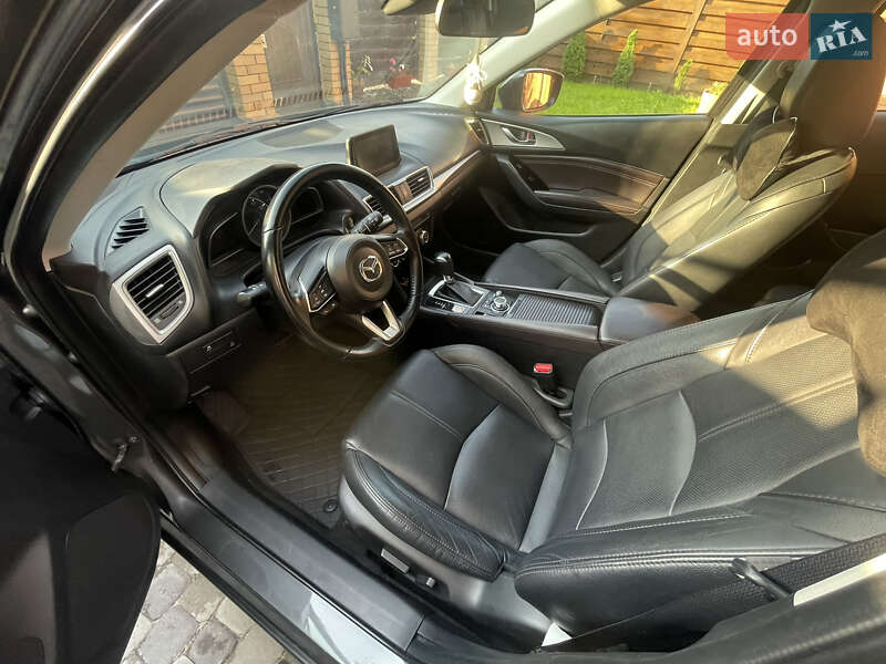 Хетчбек Mazda 3 2017 в Києві фото 13 Хетчбек Mazda 3 2017 в Києві