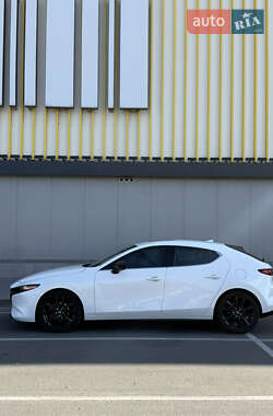 Хэтчбек Mazda 3 2021 в 