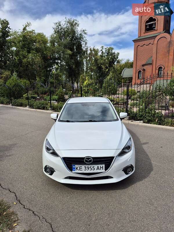 Седан Mazda 3 2015 в Кривом Роге фото 4 Седан Mazda 3 2015 в Кривом Роге