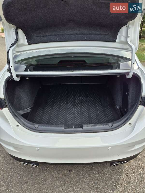 Седан Mazda 3 2015 в Кривом Роге фото 10 Седан Mazda 3 2015 в Кривом Роге