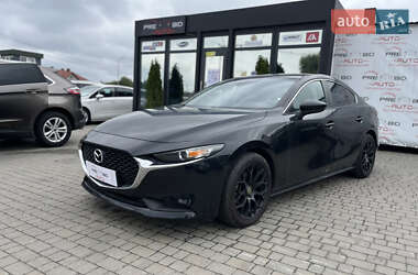 Седан Mazda 3 2019 в Львове