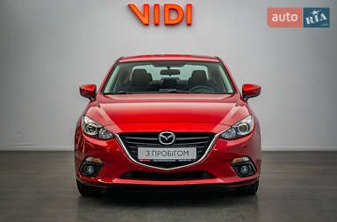 Седан Mazda 3 2015 в 