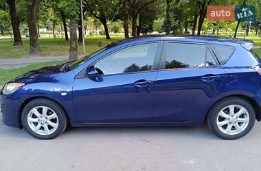 Хэтчбек Mazda 3 2009 в 