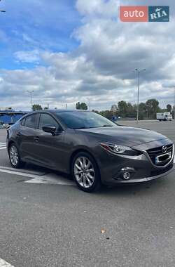 Седан Mazda 3 2014 в Киеве