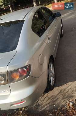 Седан Mazda 3 2005 в 